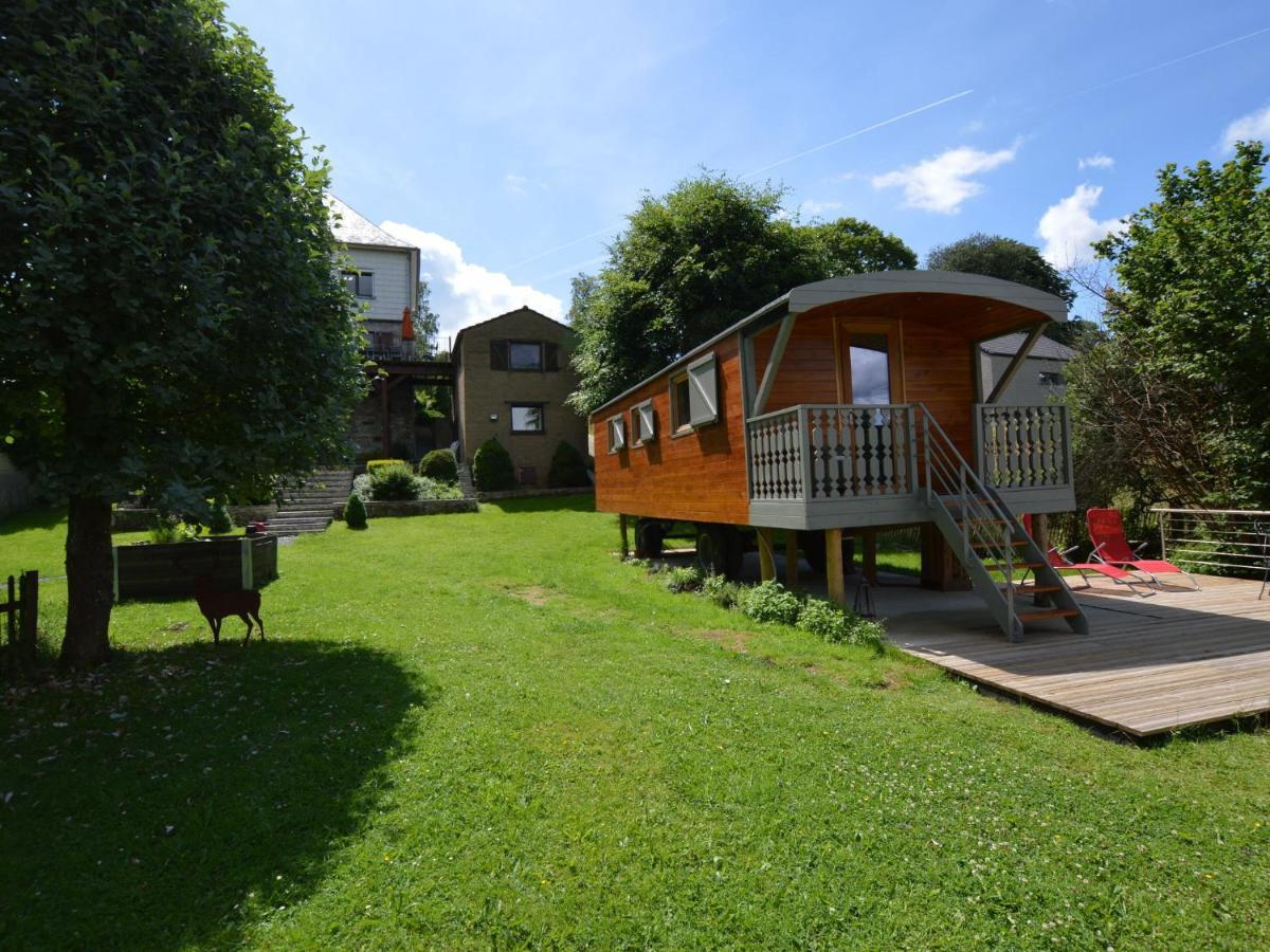 Charming Holiday Home In Malmedy With Sauna Bilik gambar